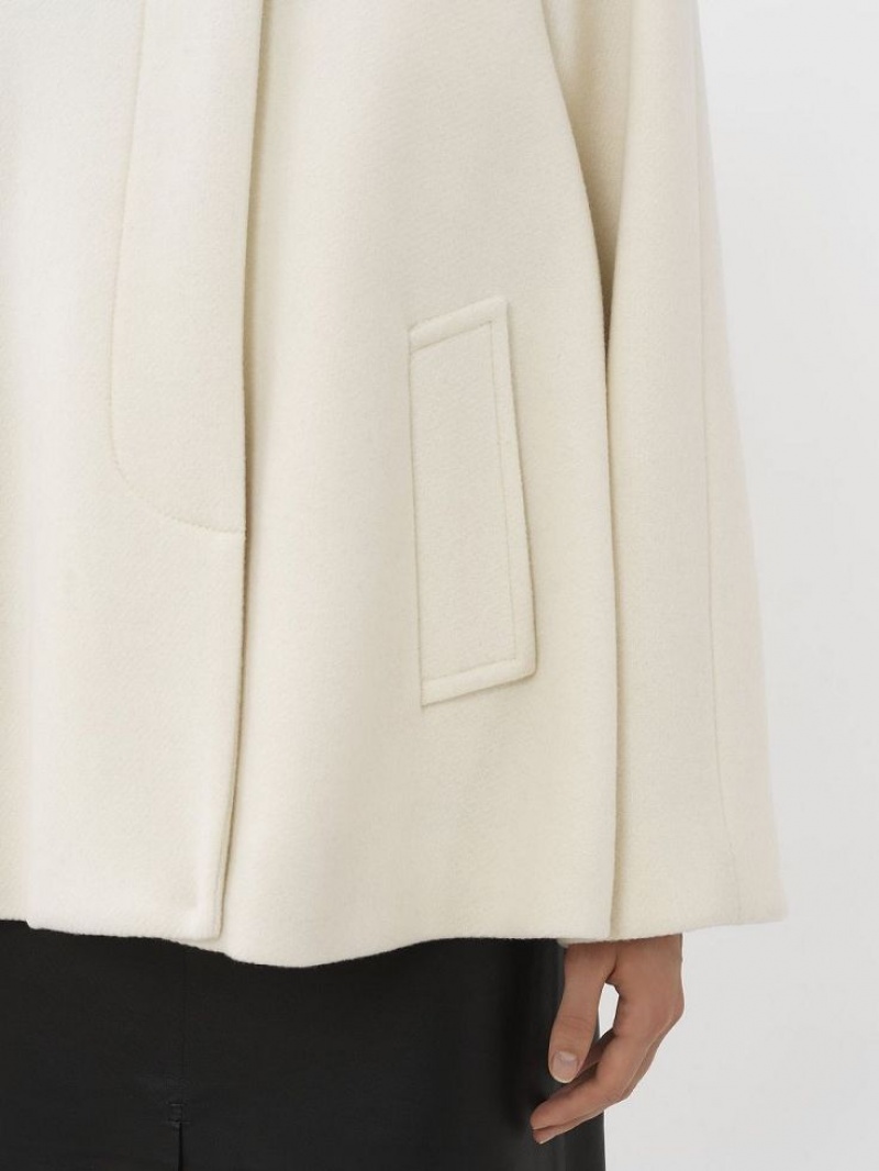 Chloe Kort Cape Jassen Wit | CHE-SR13799